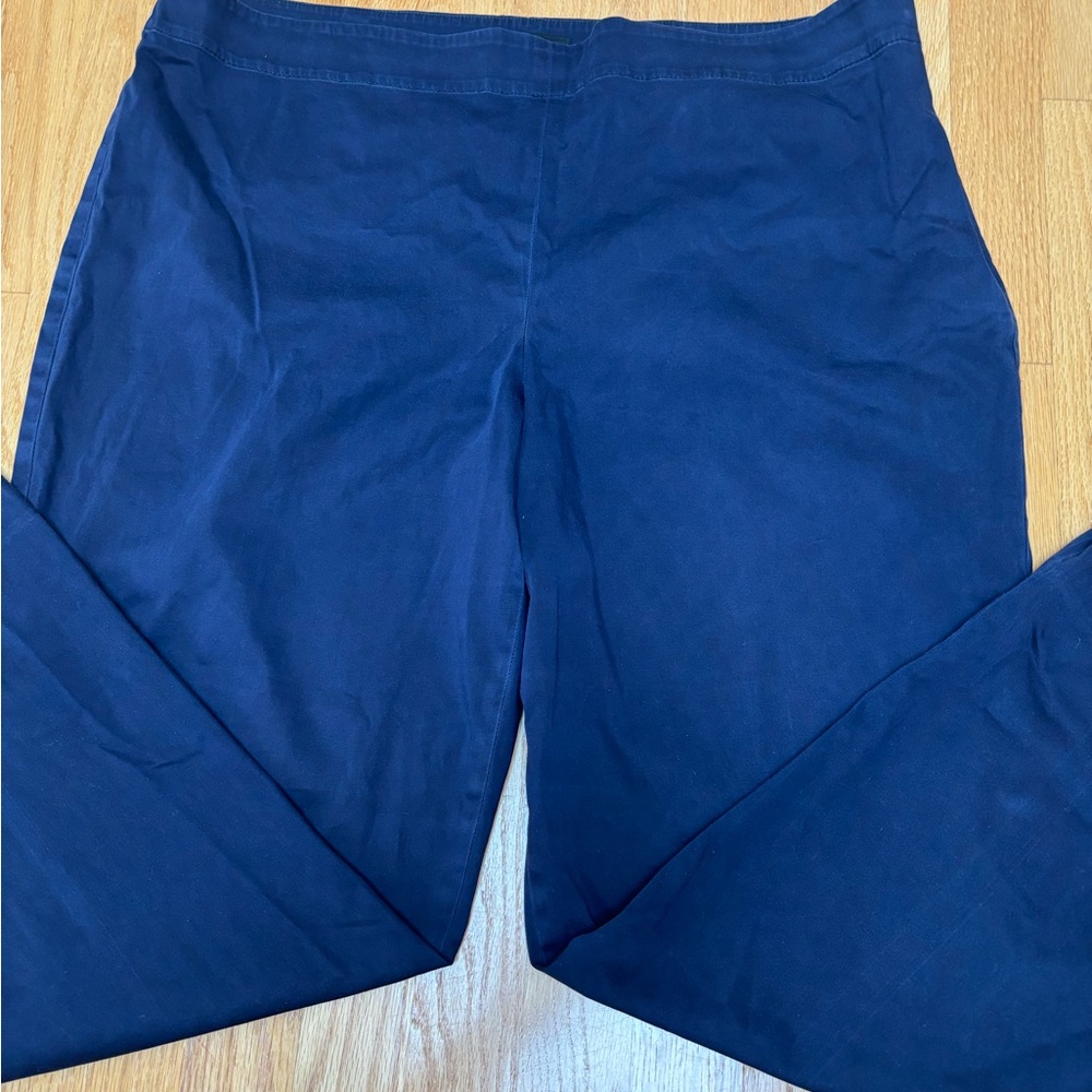 Talbots Heritage Women's Navy blue flat front Chinos Size 20